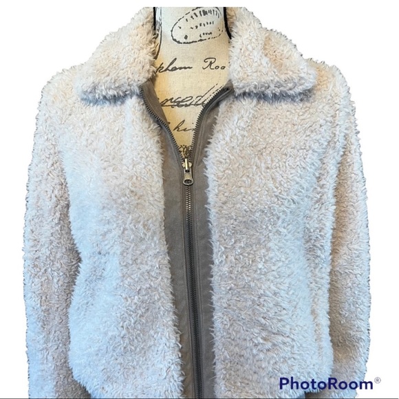 Cupcakes & Cashmere Reversible Bomber Aviator Jacket Size Small - Picture 12 of 16